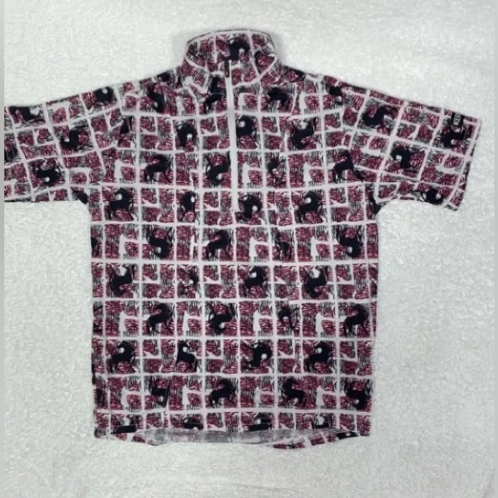 Kerrits 'Ice Fil' Short Sleeve Shirt in Burgundy Horse Multi size medium